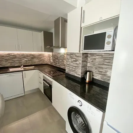 Con Parking Y Piscina - Inmodream Apartman *